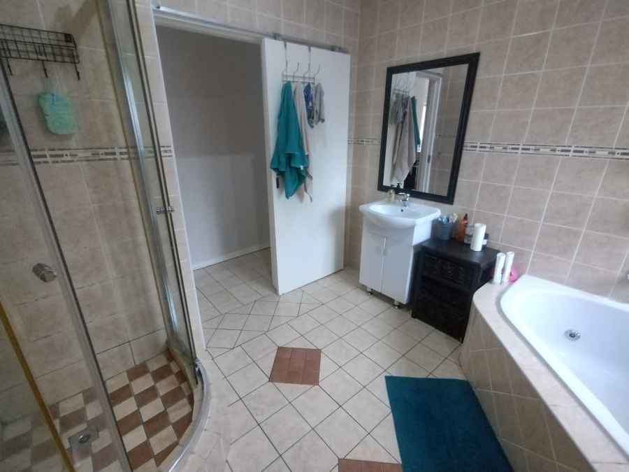 3 Bedroom Property for Sale in Aston Bay Eastern Cape
